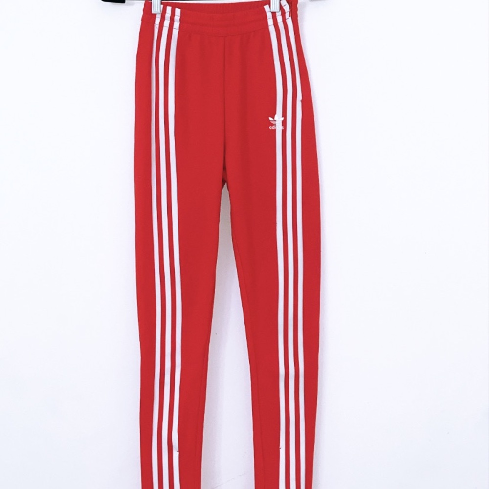 Adidaa pants red